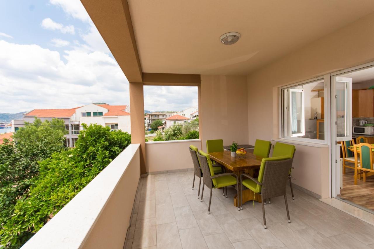 Apartments Ploka Trogir Exterior foto